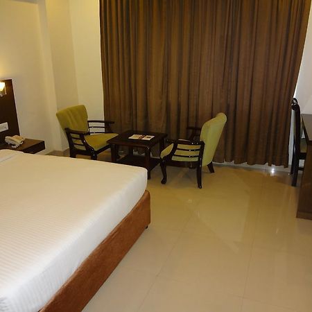 Hotel Budhil Park Visakhapatnam Extérieur photo