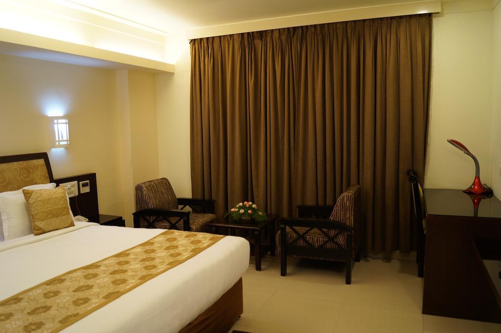 Hotel Budhil Park Visakhapatnam Chambre photo