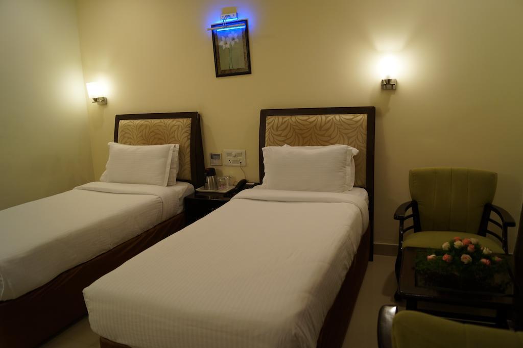Hotel Budhil Park Visakhapatnam Chambre photo