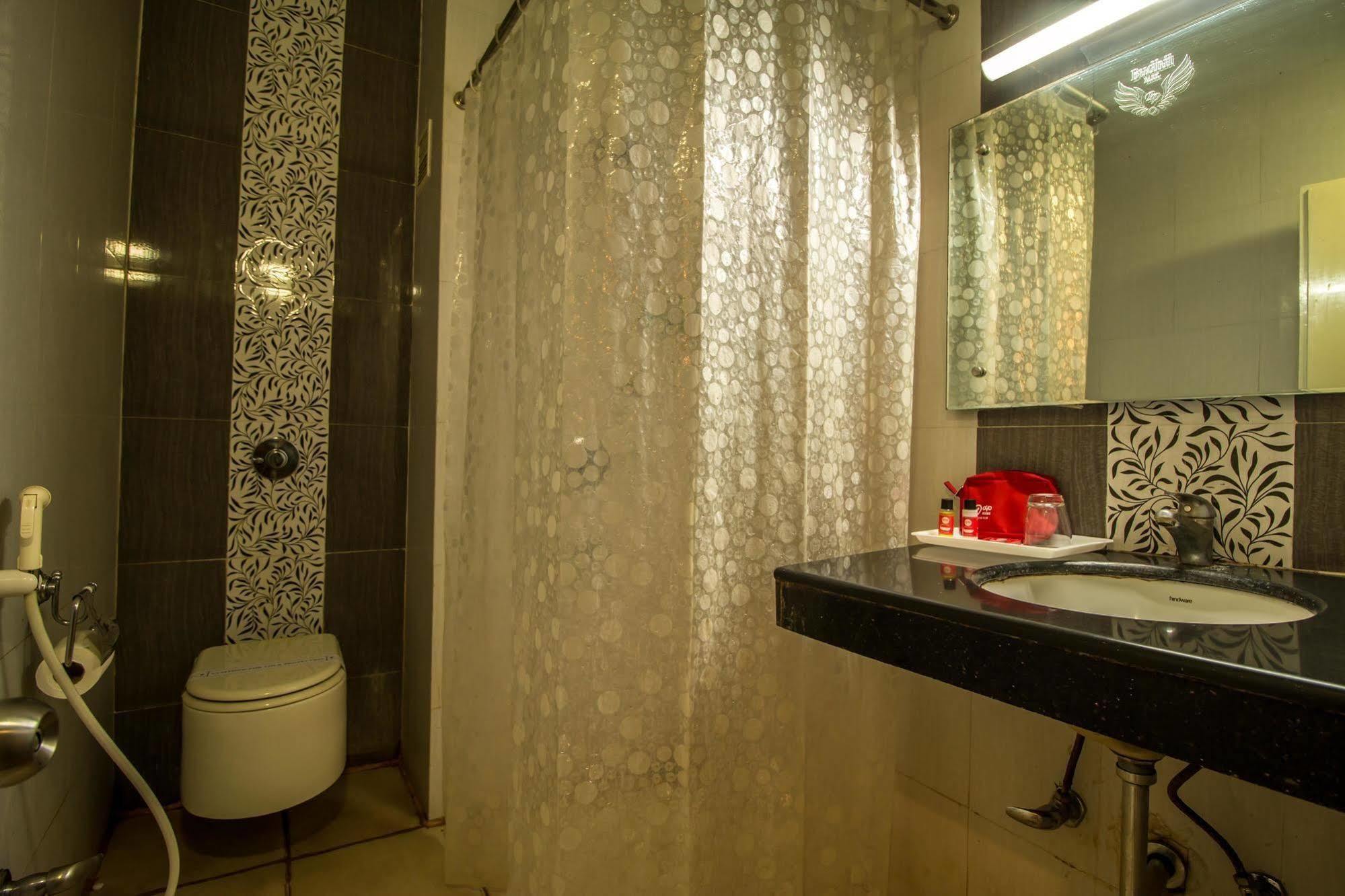 Hotel Budhil Park Visakhapatnam Extérieur photo