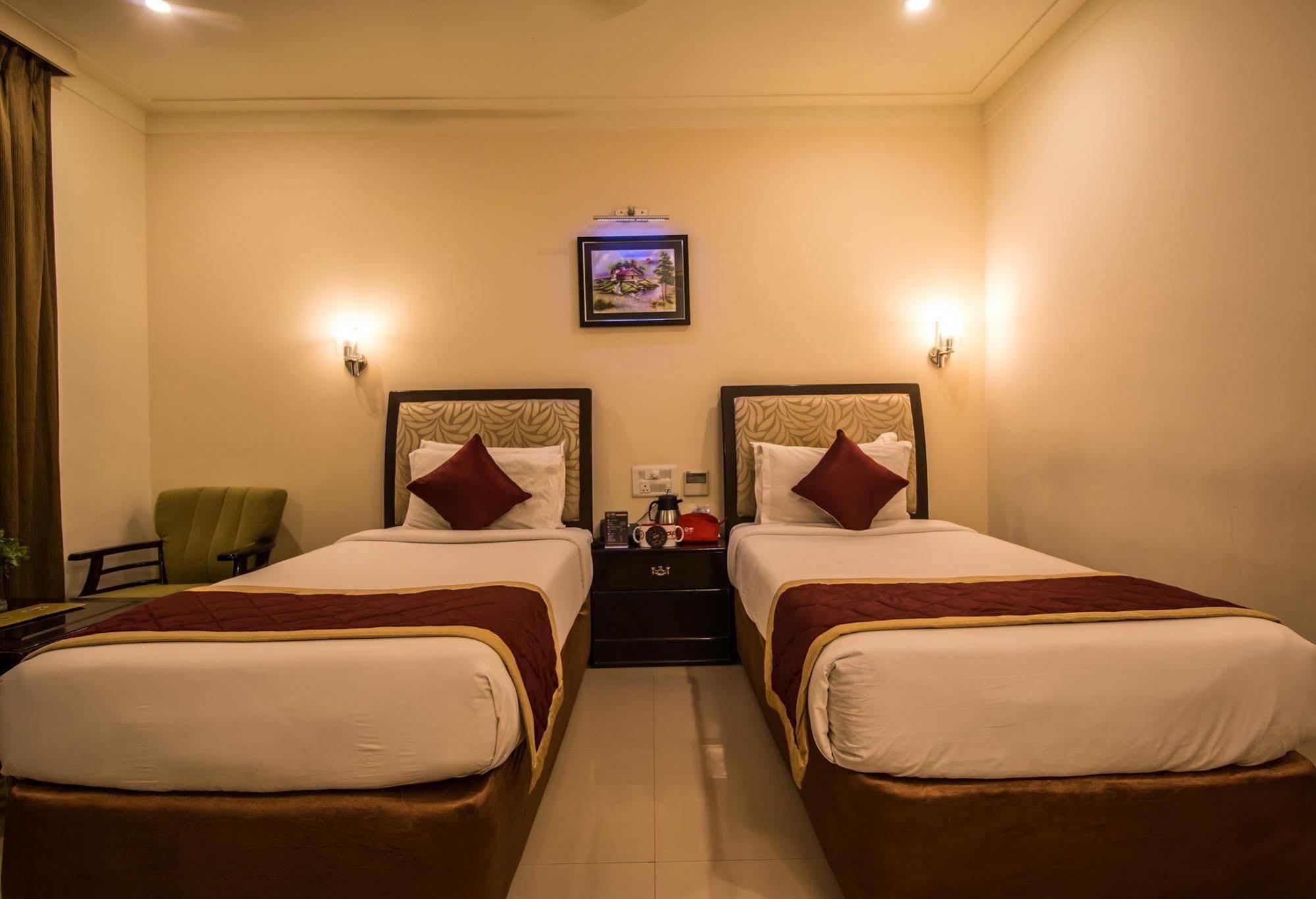 Hotel Budhil Park Visakhapatnam Extérieur photo