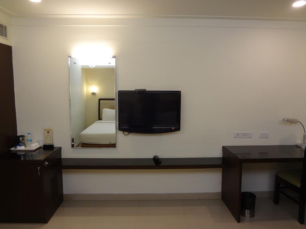 Hotel Budhil Park Visakhapatnam Extérieur photo