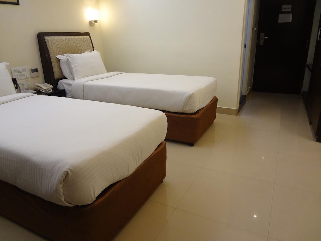 Hotel Budhil Park Visakhapatnam Extérieur photo