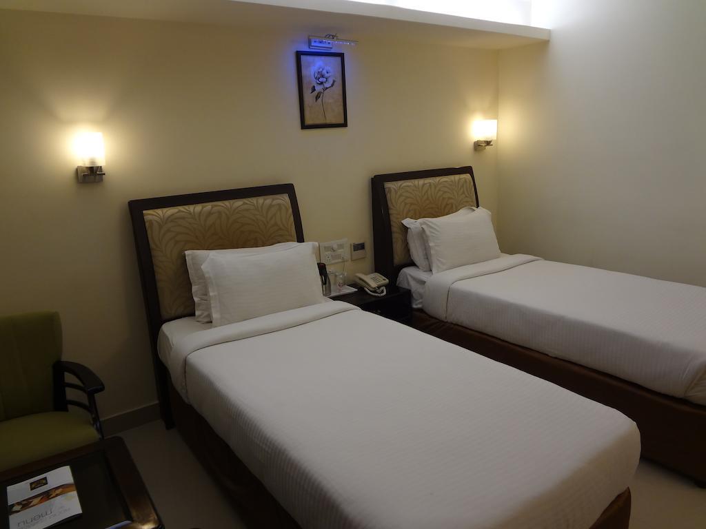Hotel Budhil Park Visakhapatnam Extérieur photo
