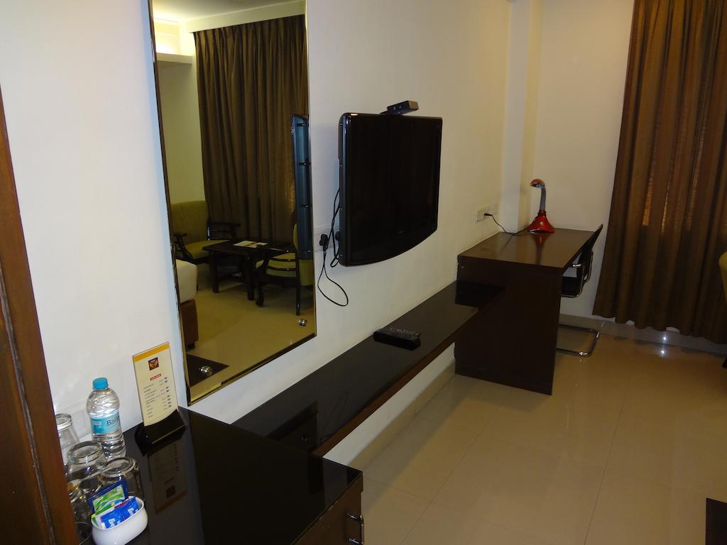 Hotel Budhil Park Visakhapatnam Extérieur photo